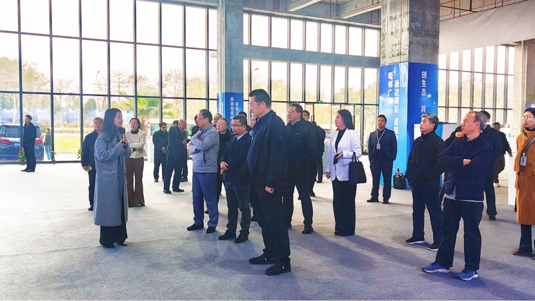 山東省政協(xié)副主席張新文一行蒞臨廣東醫(yī)谷?云東海生命科學園考察調研